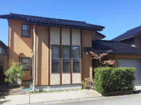 全国60,000件以上の<br class='visible-xs'>豊富な外壁・屋根リフォーム実績1